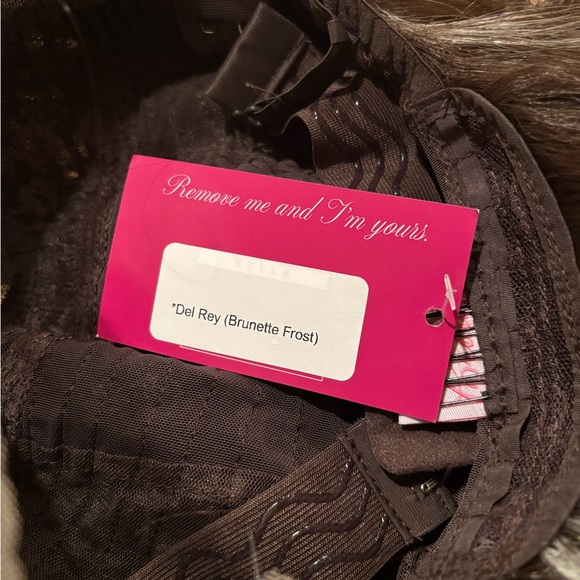 𝘾. 𝙎𝙢𝙞𝙩𝙝 𝘾𝙪𝙧𝙡𝙮 𝙒𝙞𝙜 - Picture 5 of 9